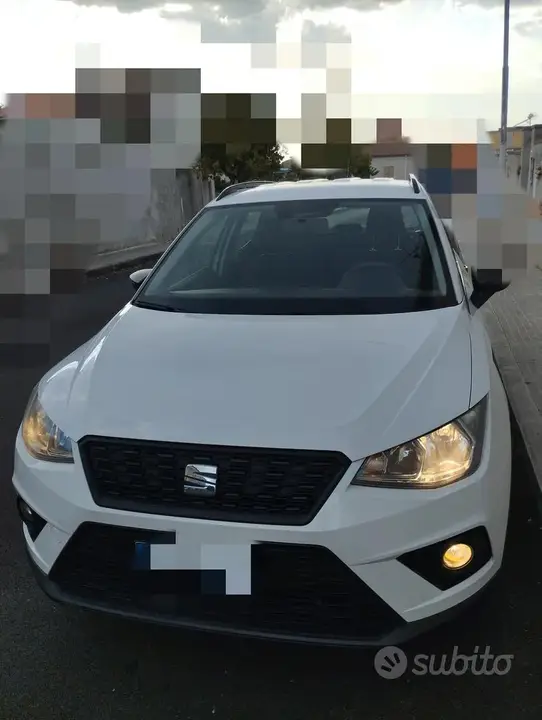 Seat Arona 2018 photo 2