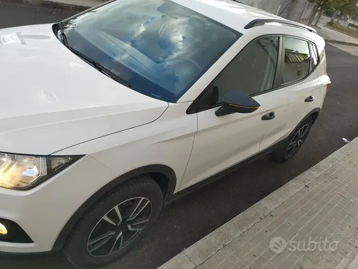Seat Arona 2018 photo 3