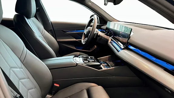BMW 530E 2026 photo 3
