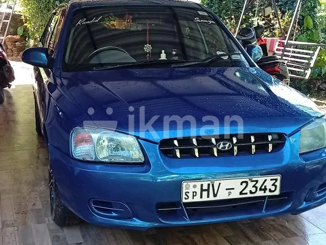 Hyundai Accent 2000 photo 2