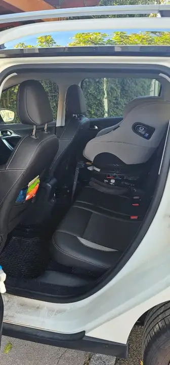 Peugeot 2008 2014 photo 2