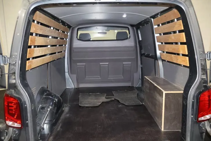 Volkswagen Transporter 2020 photo 3