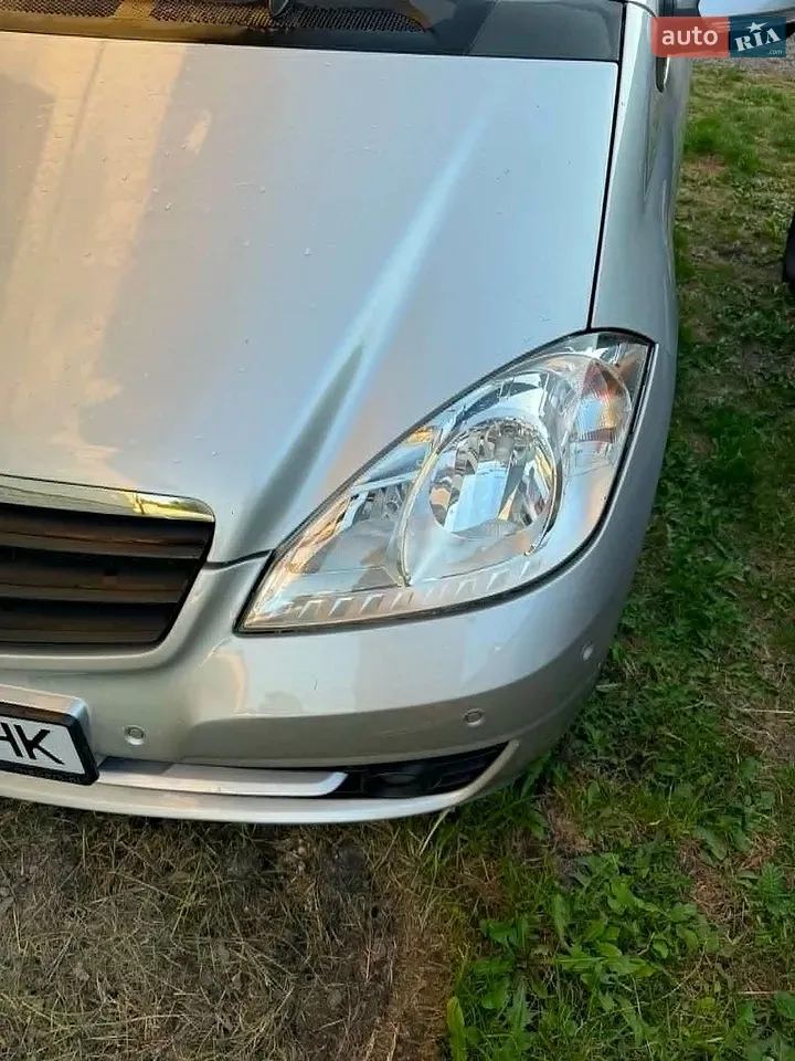Mercedes-Benz A-Class 2009 photo 4