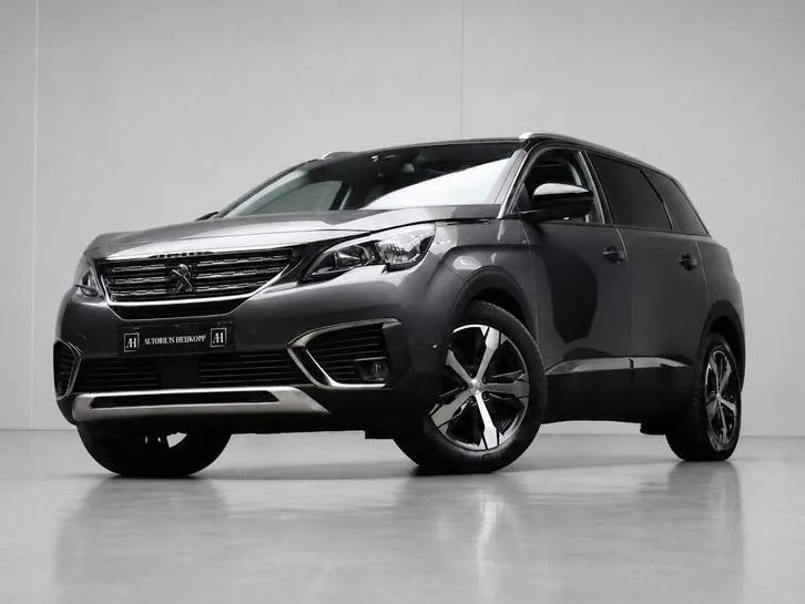 Peugeot 5008 2020 photo 3