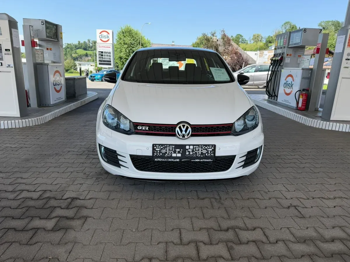 Volkswagen Golf 2012 photo 3