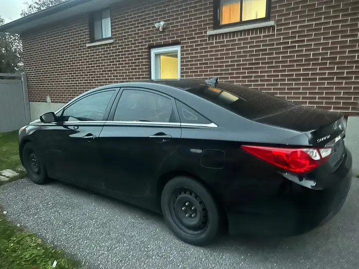 Hyundai Sonata 2013 photo 3