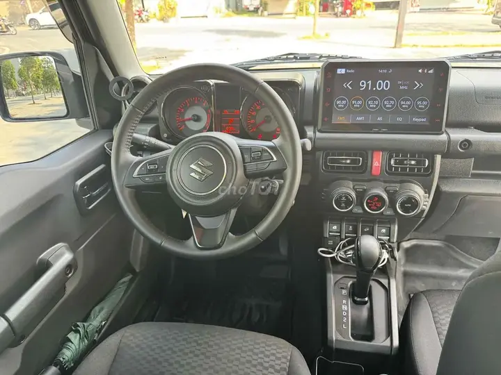 Suzuki Jimny 2024 photo 5