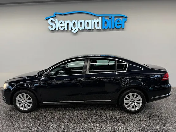Volkswagen Passat 2011 photo 4