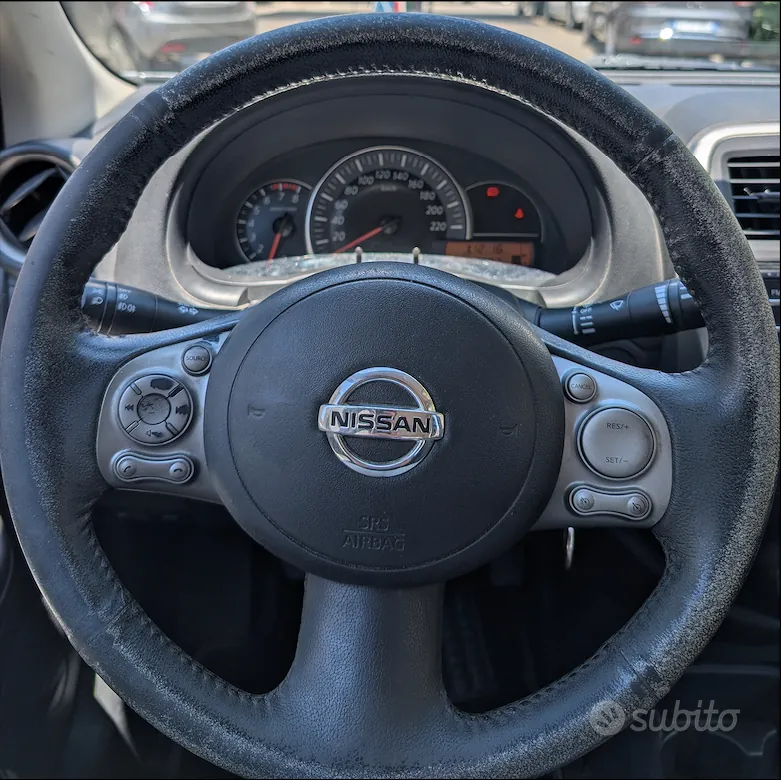Nissan Micra 2015 photo 5