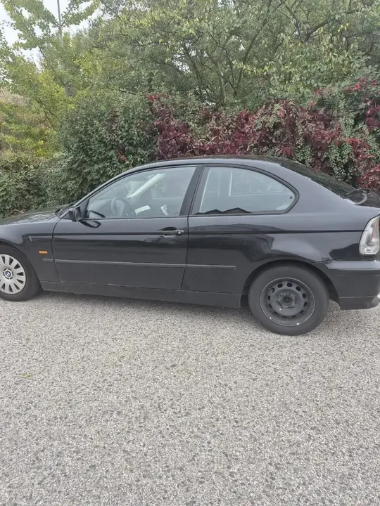 BMW 3 Series 2001 photo 2