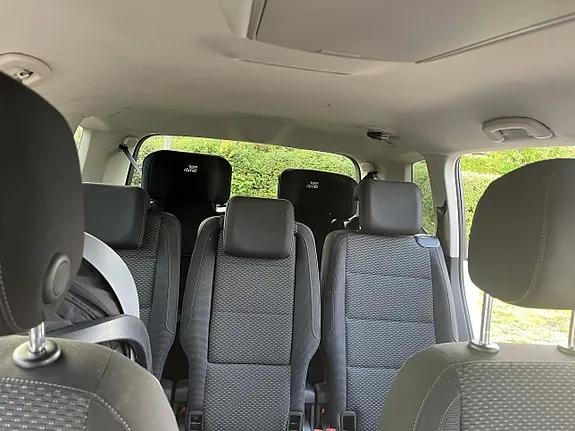 Volkswagen Touran 2017 photo 4