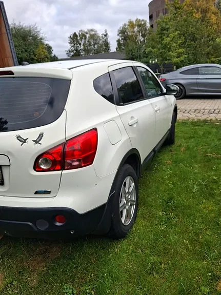 Nissan Qashqai 2010 photo 5
