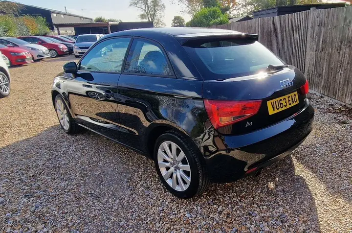Audi A1 2013 photo 4