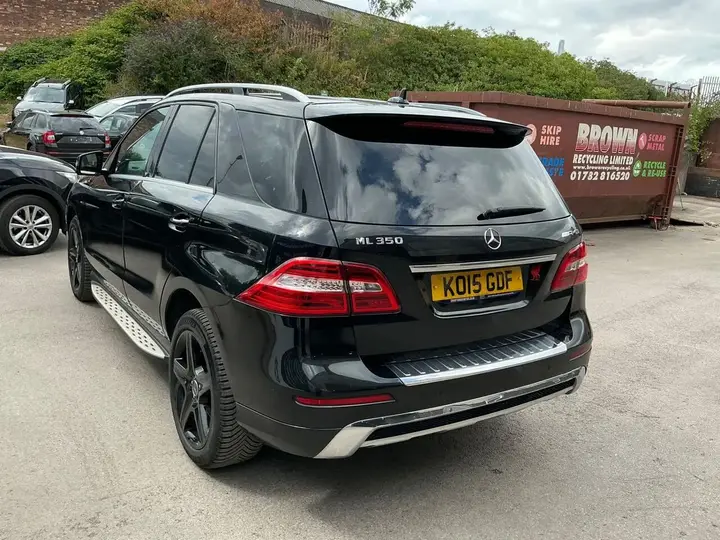 Mercedes-Benz M-Class 2015 photo 2
