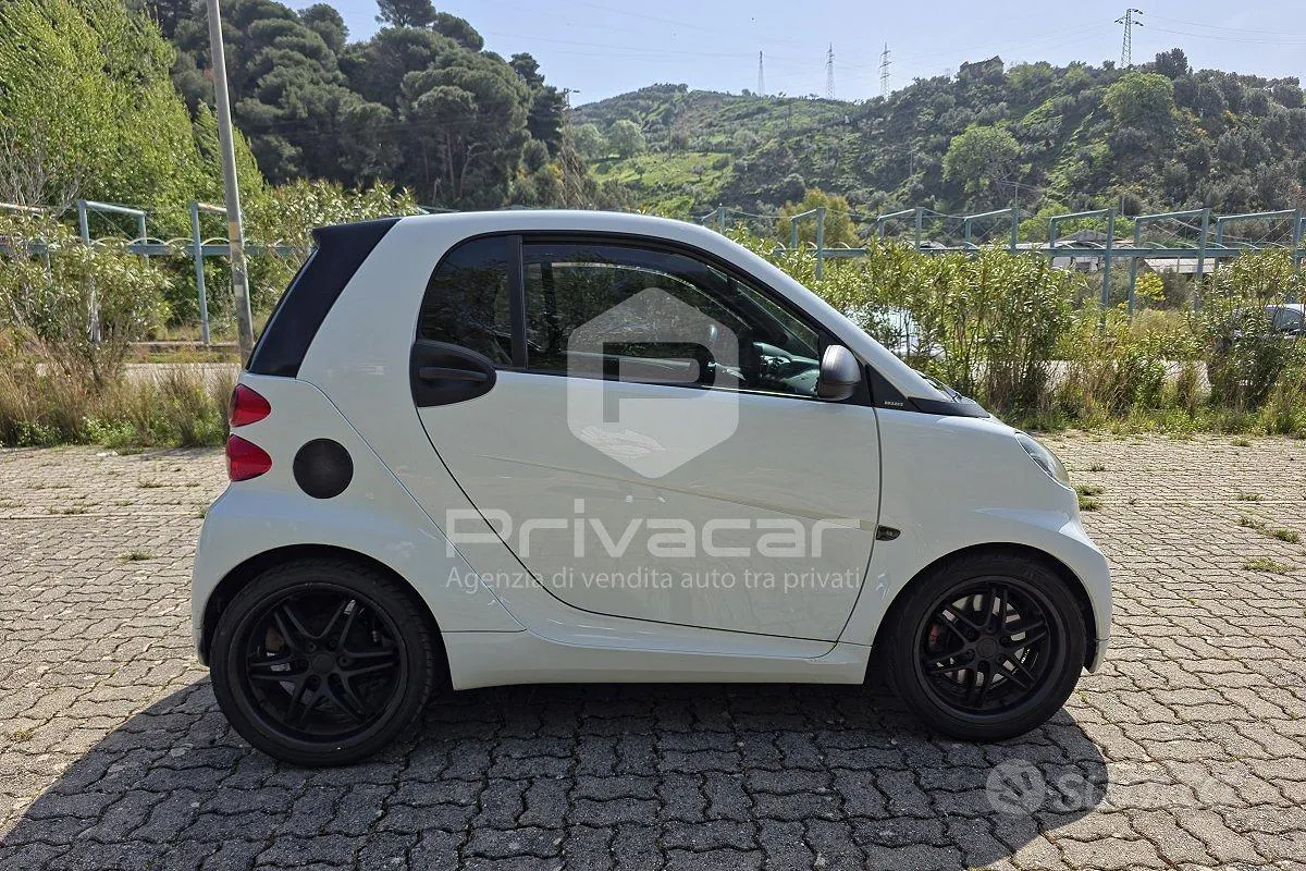 Smart Fortwo 2012 photo 4