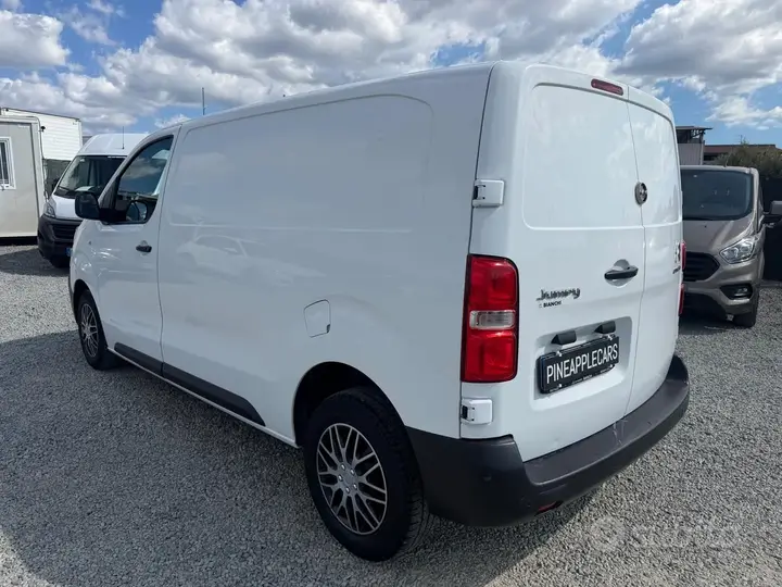 Citroen Jumpy 2020 photo 2
