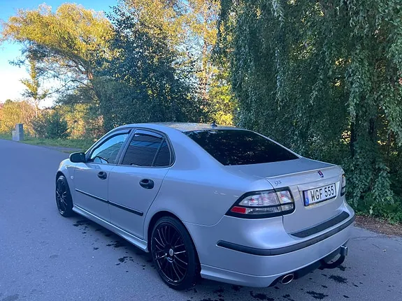 Saab 9-3 2005 photo 2