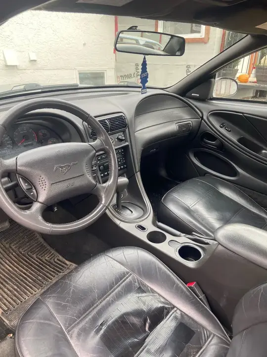 Ford Mustang 2002 photo 4