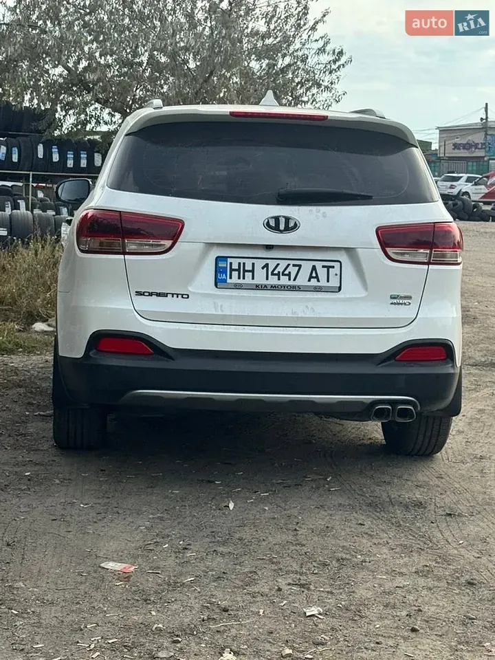 Kia Sorento 2015 photo 3
