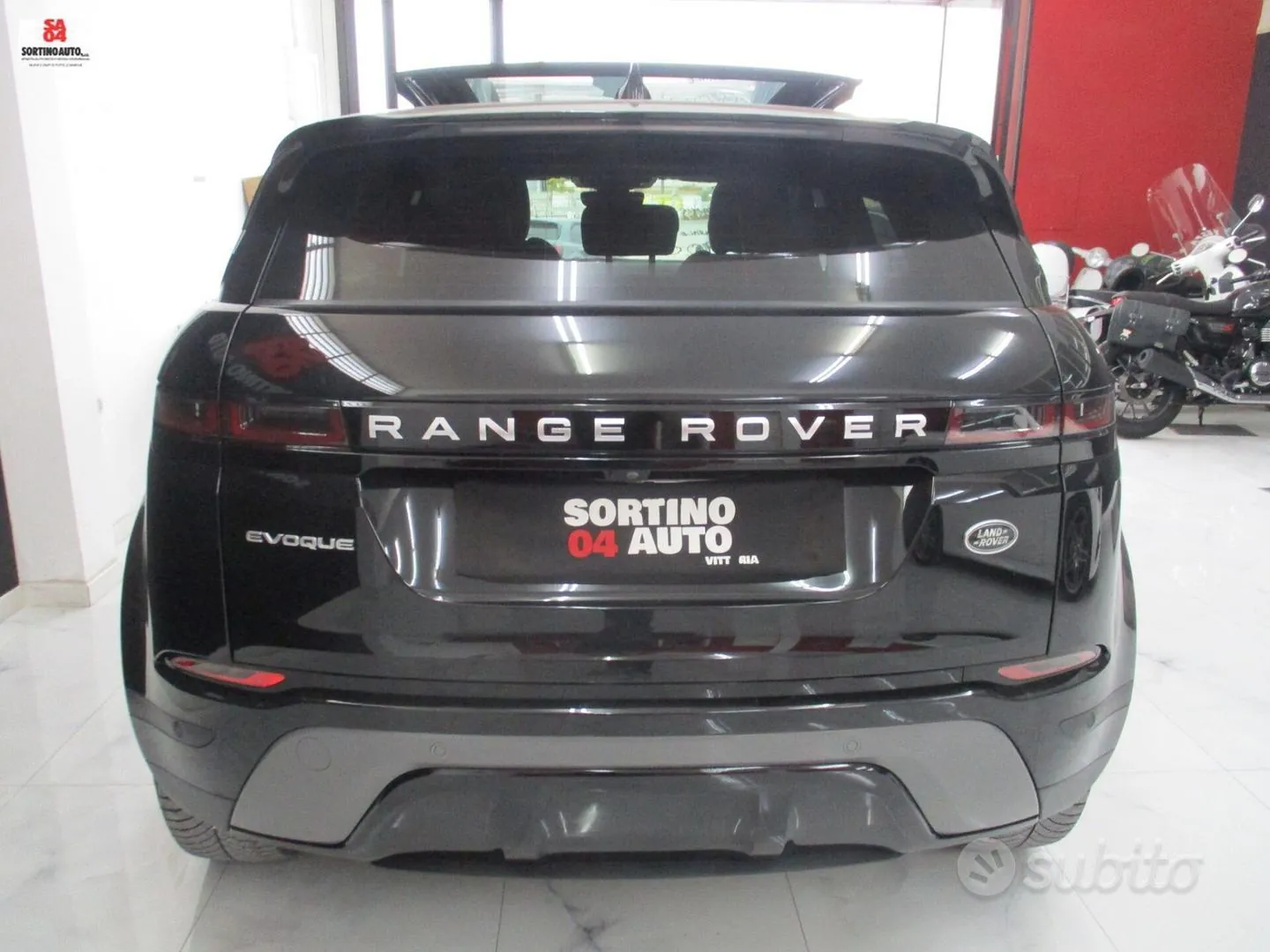 Land Rover Range Rover Evoque 2021 photo 2