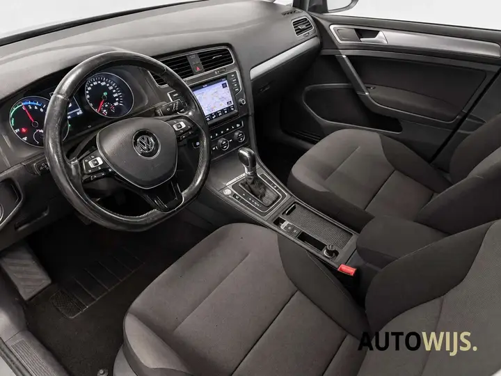 Volkswagen E-Golf 2015 photo 3