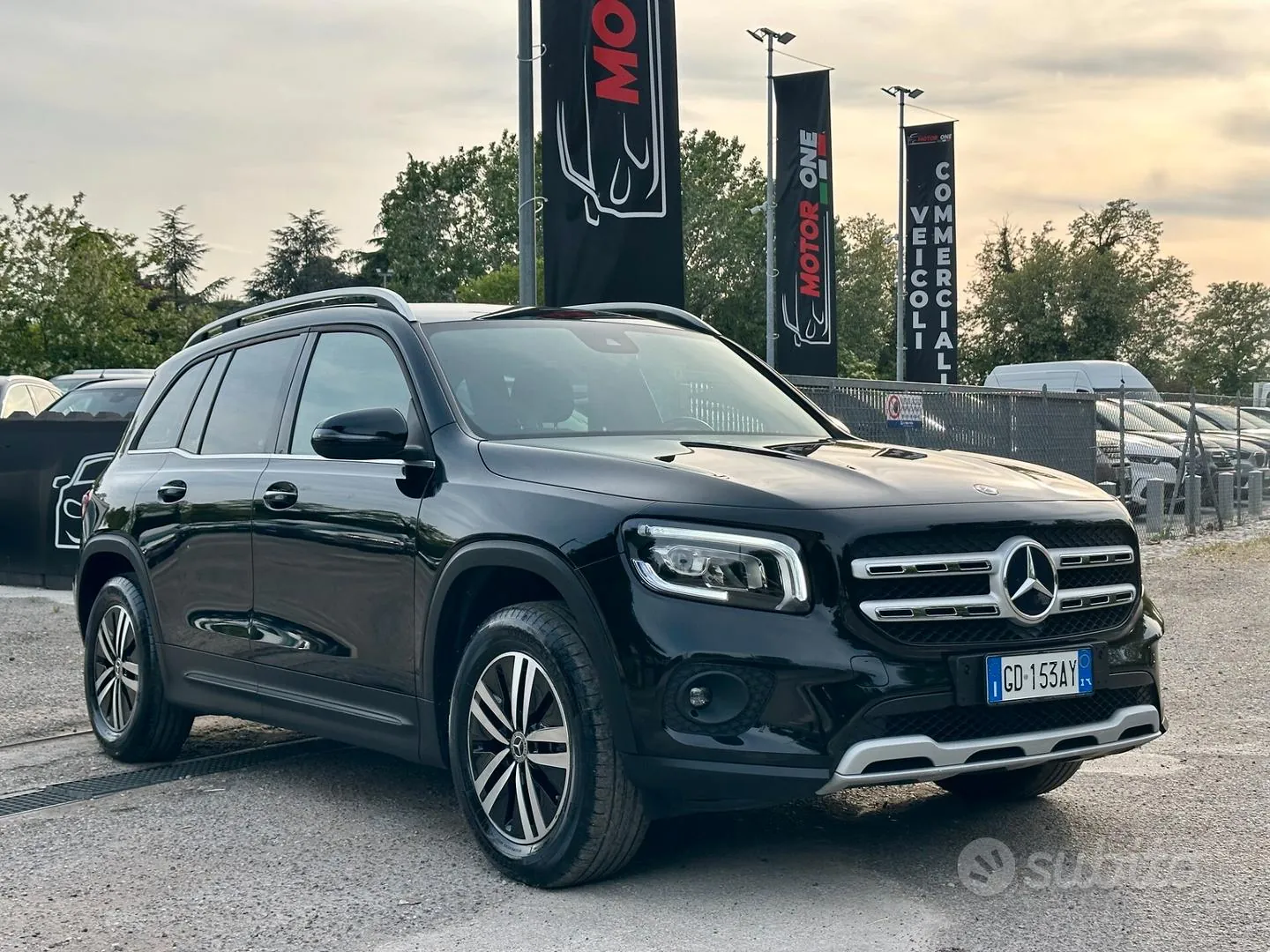 Mercedes-Benz Glb