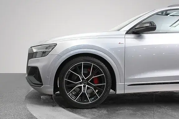 Audi Q8 2022 photo 5