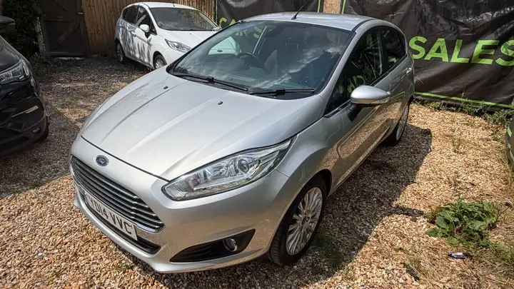 Ford Fiesta 2014 photo 3