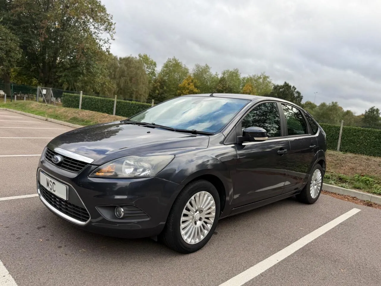 Ford Focus 2010 photo 2
