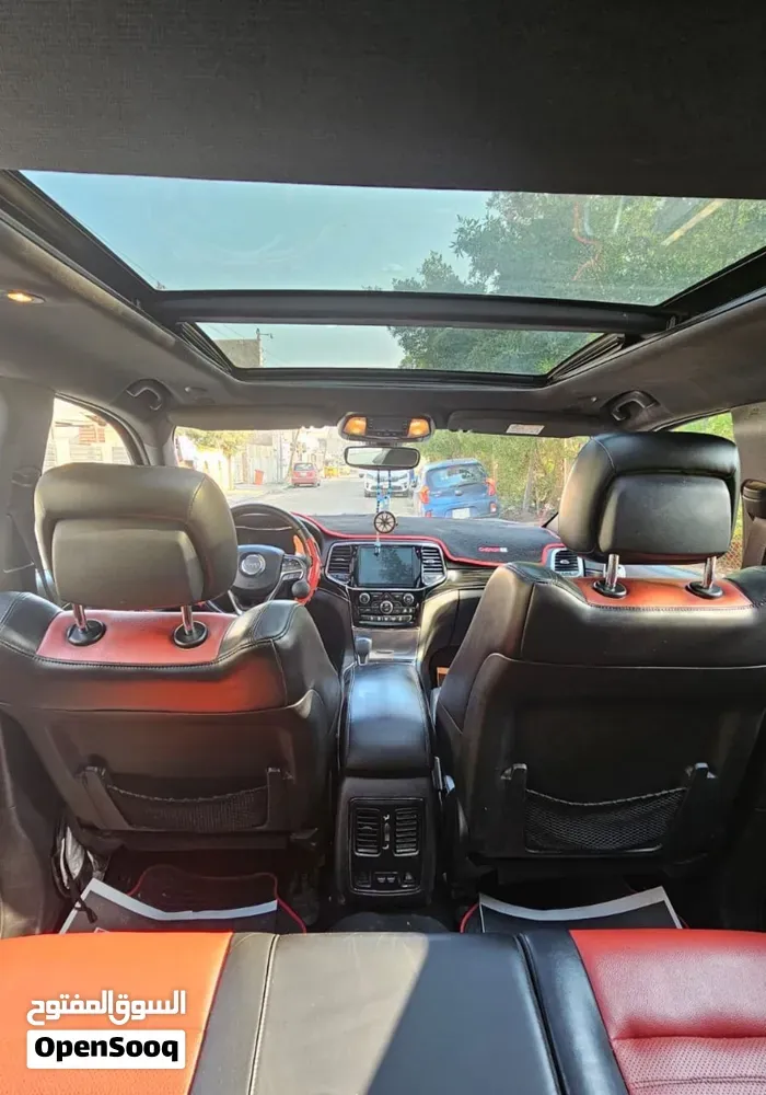 Jeep Grand Cherokee 2019 photo 3
