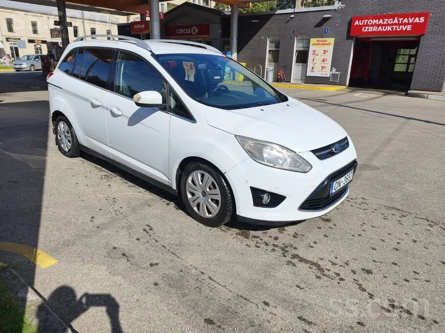 Ford Grand C-Max 2011 photo 2