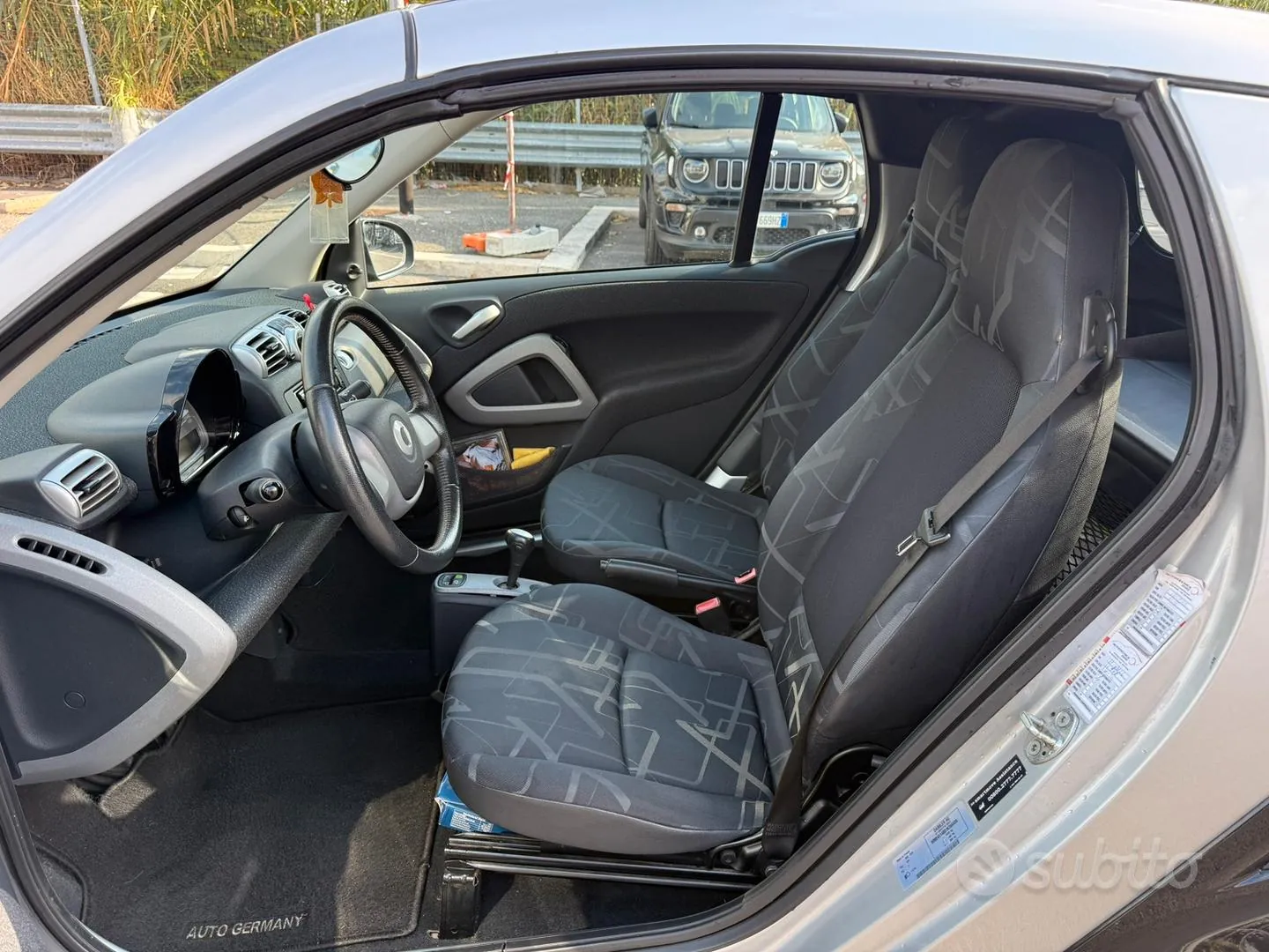 Smart 451 Cabrio 2011 photo 2