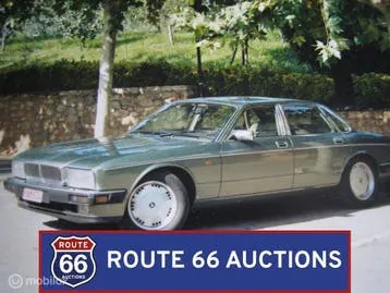 Daimler 4.0 1993 photo 3