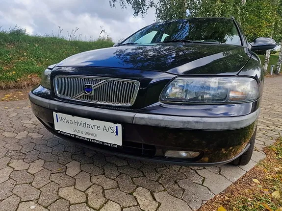 Volvo V70 2001 photo 2
