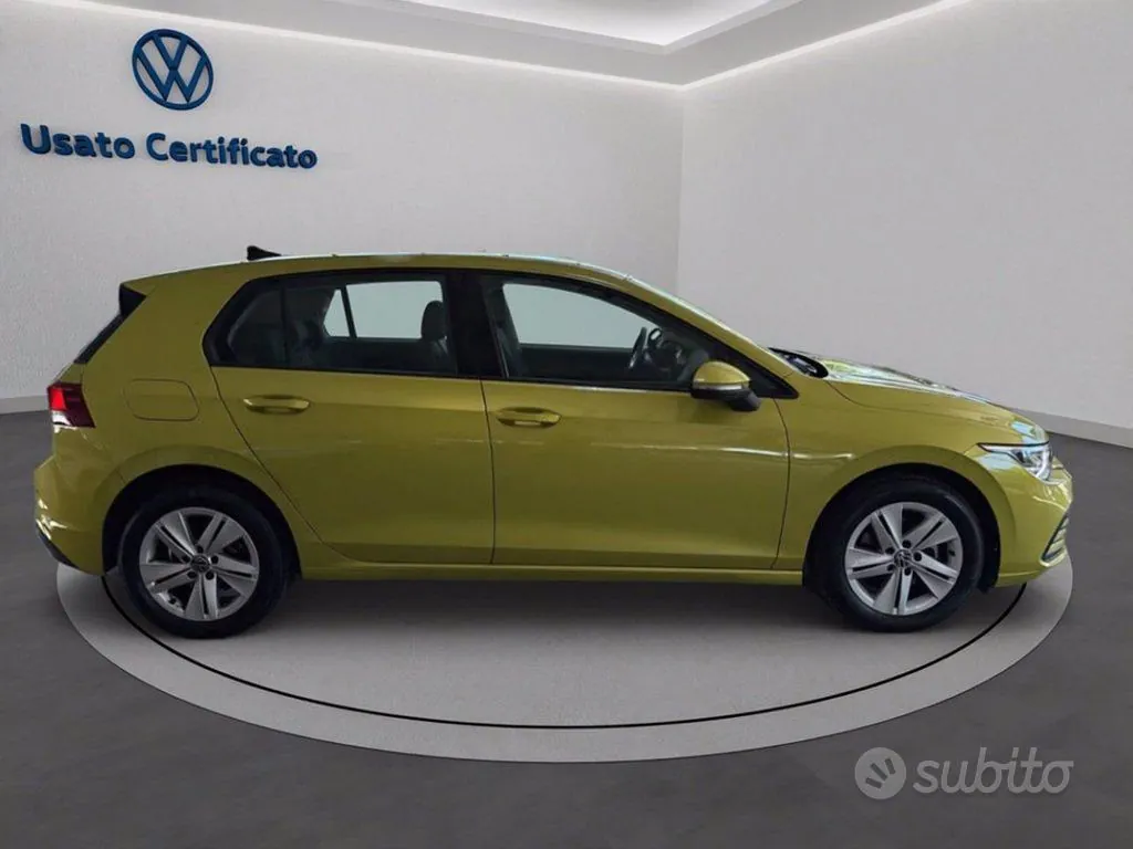 Volkswagen Golf 2023 photo 3