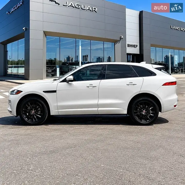 Jaguar F-Pace 2020 photo 2