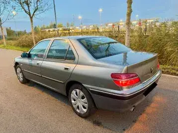 Peugeot 406 2004 photo 3