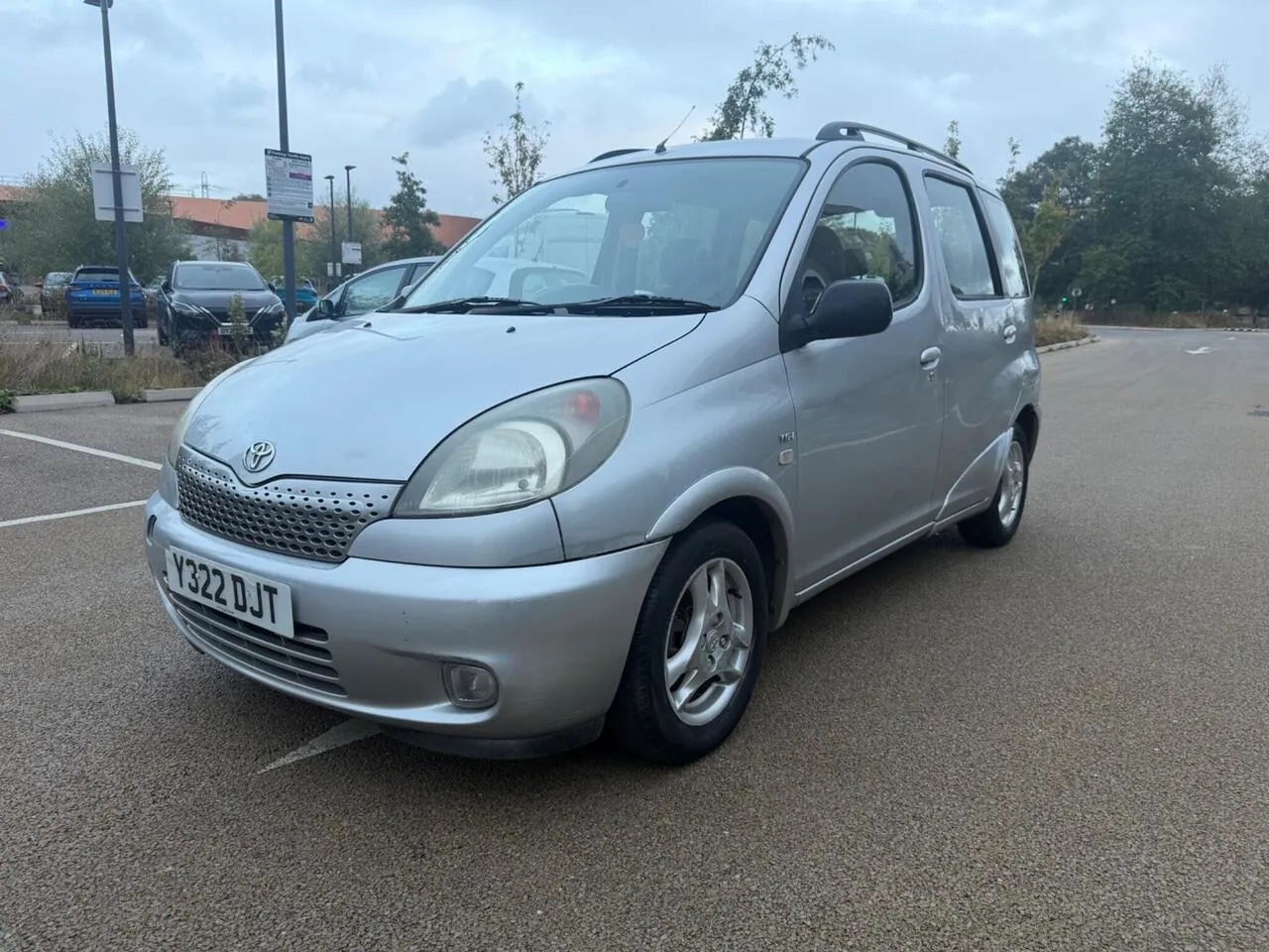 Toyota Yaris Verso