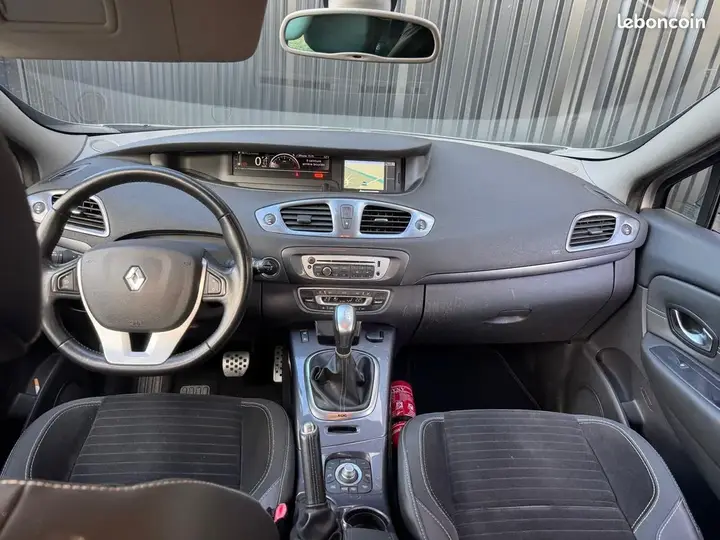 Renault Scenic 2014 photo 5