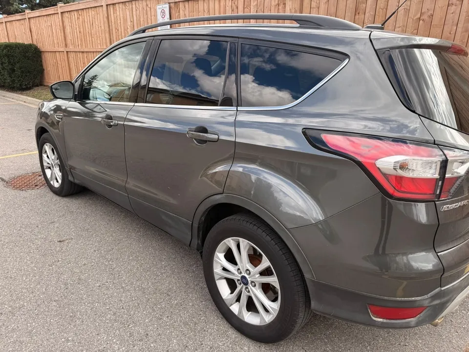 Ford Escape 2017 photo 3