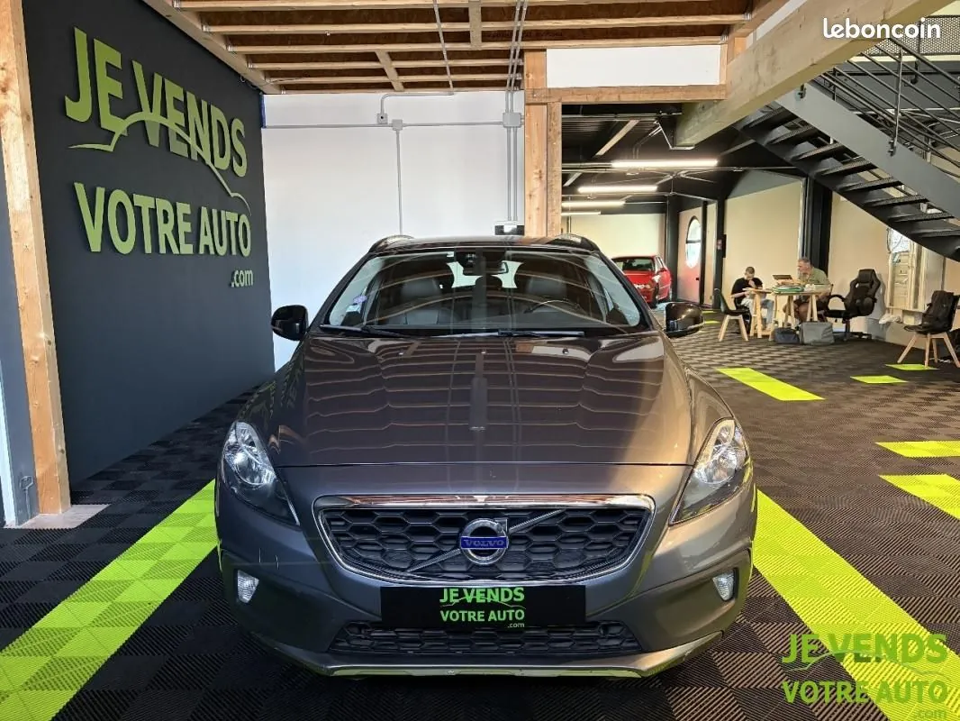 Volvo V40 Cross Country 2014 photo 3
