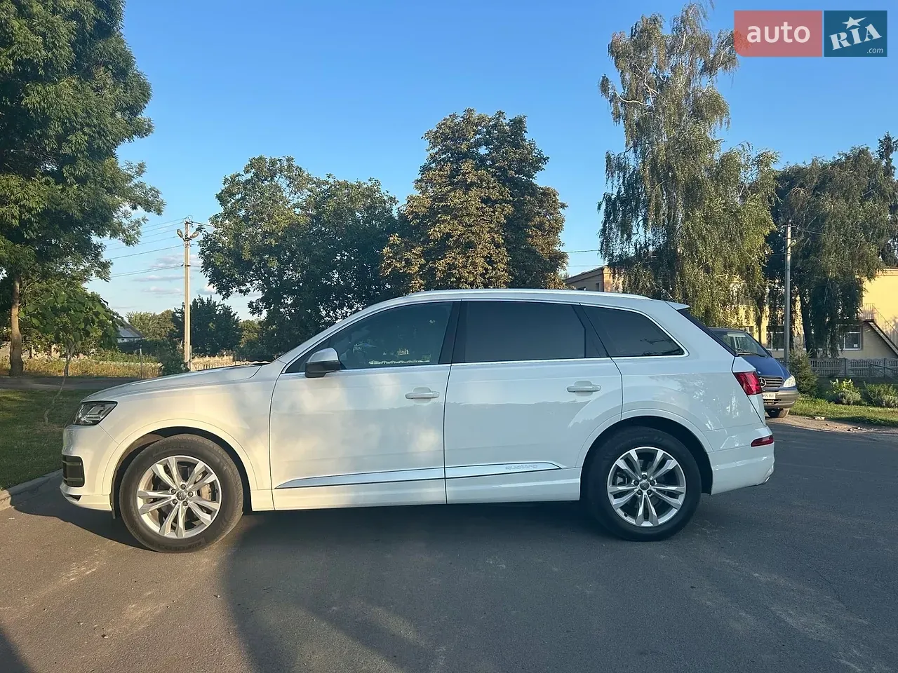 Audi Q7 2017 photo 2