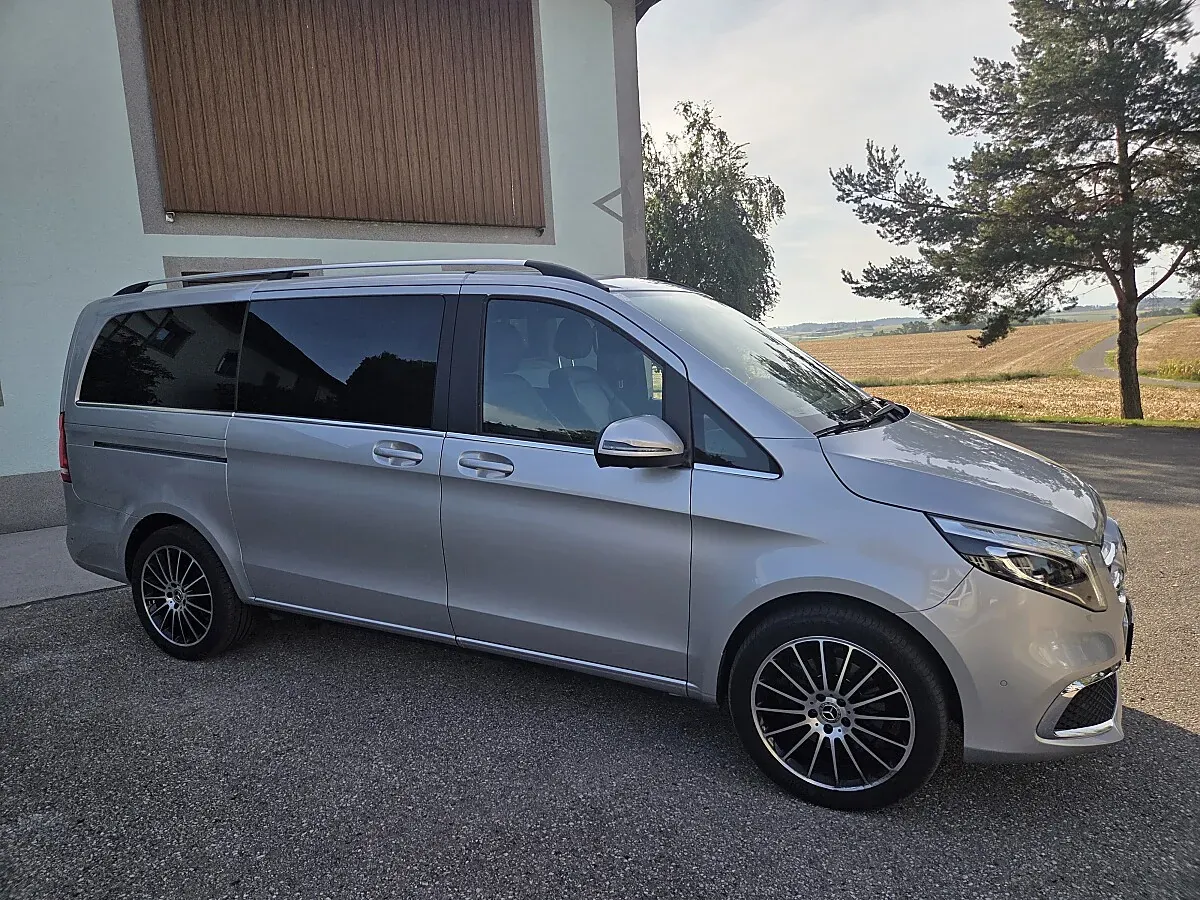 Mercedes-Benz V-Class 2022 photo 3