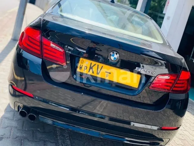 BMW 520I 2011 photo 2