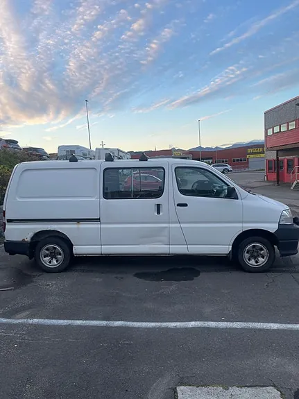 Toyota Hiace 2007 photo 3