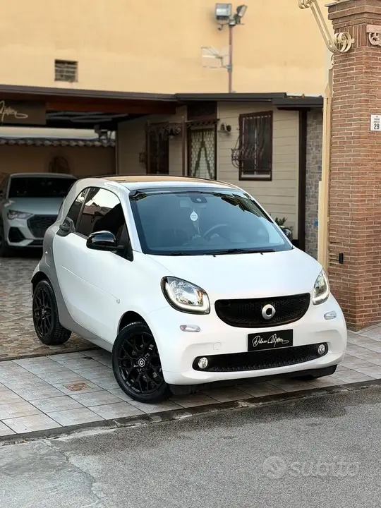 Smart Fortwo 2017 photo 3