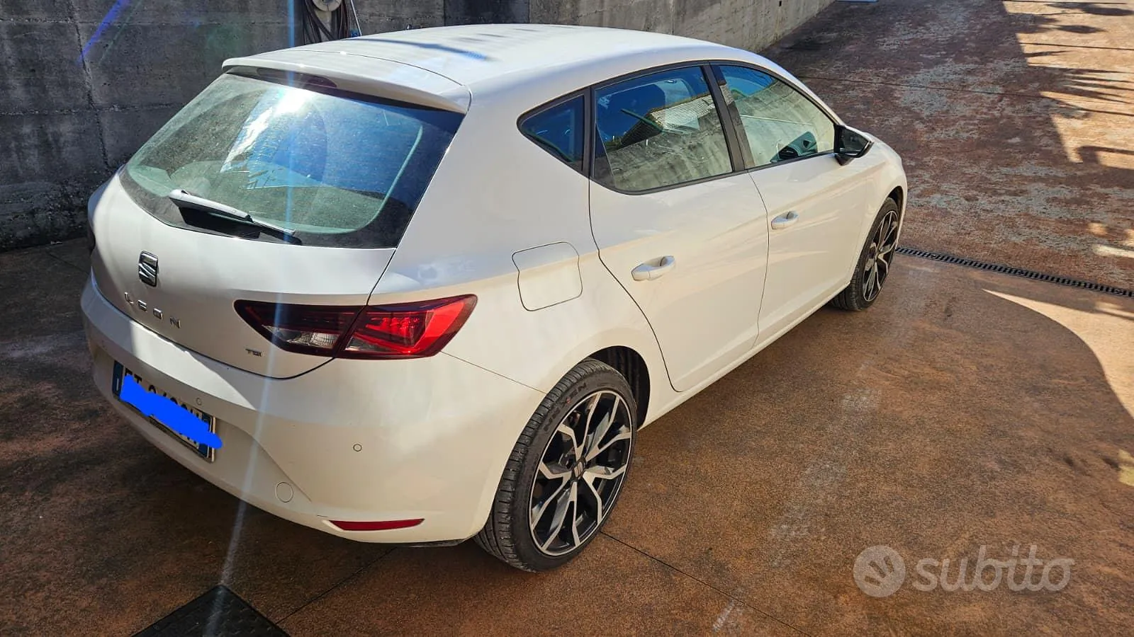 Seat Leon 2014 photo 2