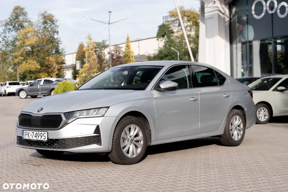 Skoda Octavia 2024 photo 3