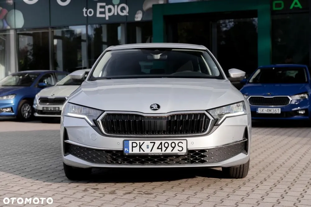 Skoda Octavia 2024 photo 2