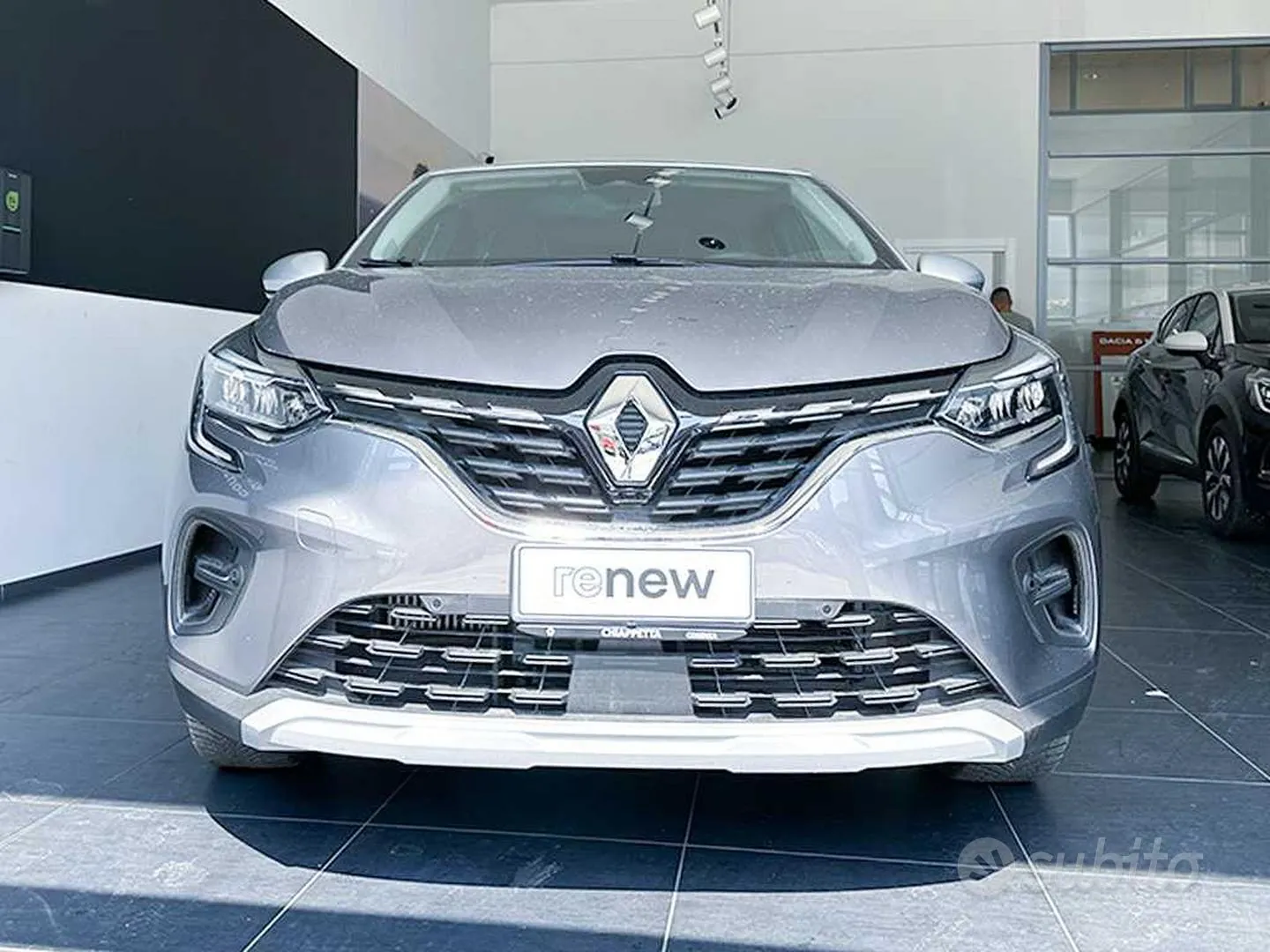 Renault Captur 2023 photo 2
